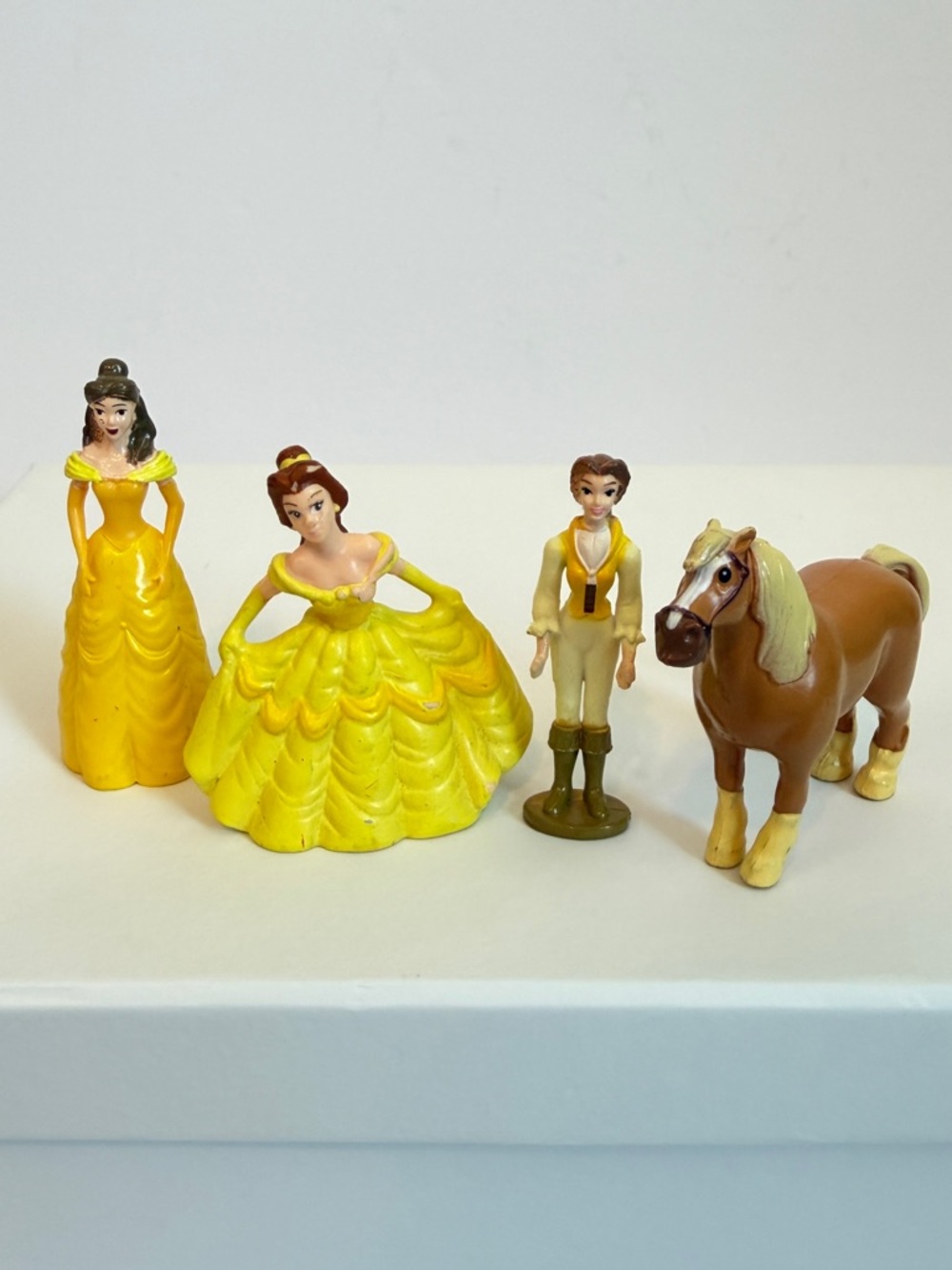 Disney Vintage Mini Princess Figures - Picture 2 of 16